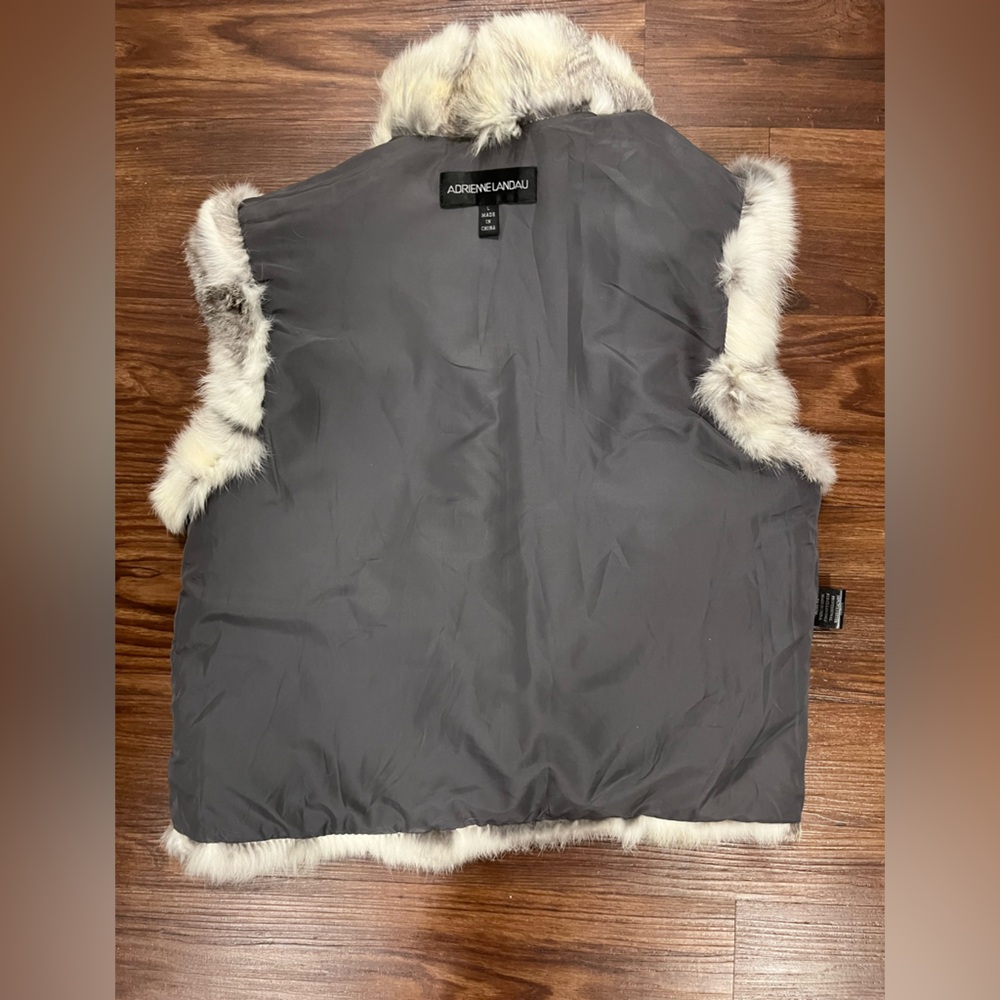 Adrienne Landau Rabbit Fur Vest
Size L - Picture 15 of 16